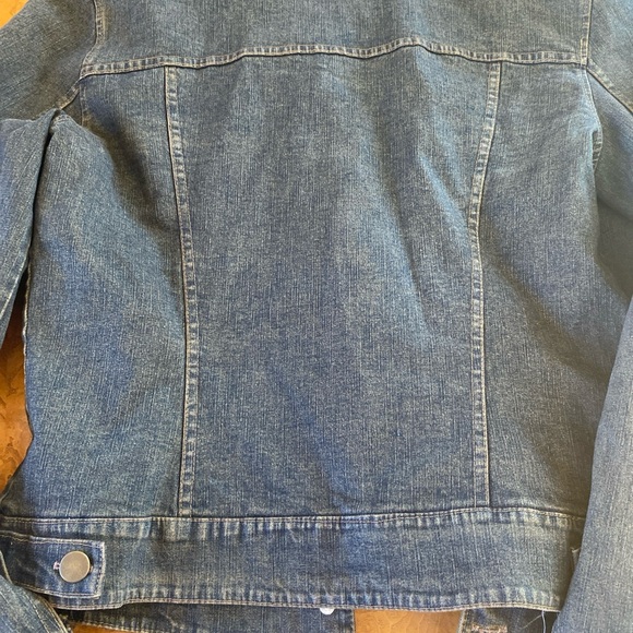 Women's Quilted Denim Jacket Size~ Medium - Picture 4 of 4